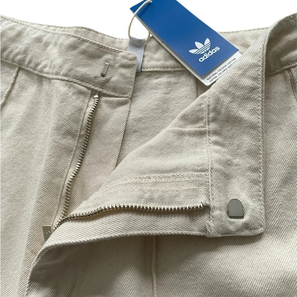 NWT Womens adidas Montreal jeans. Wide leg. Measured 16.5” waist. 31.5” inseam. - Picture 7 of 10